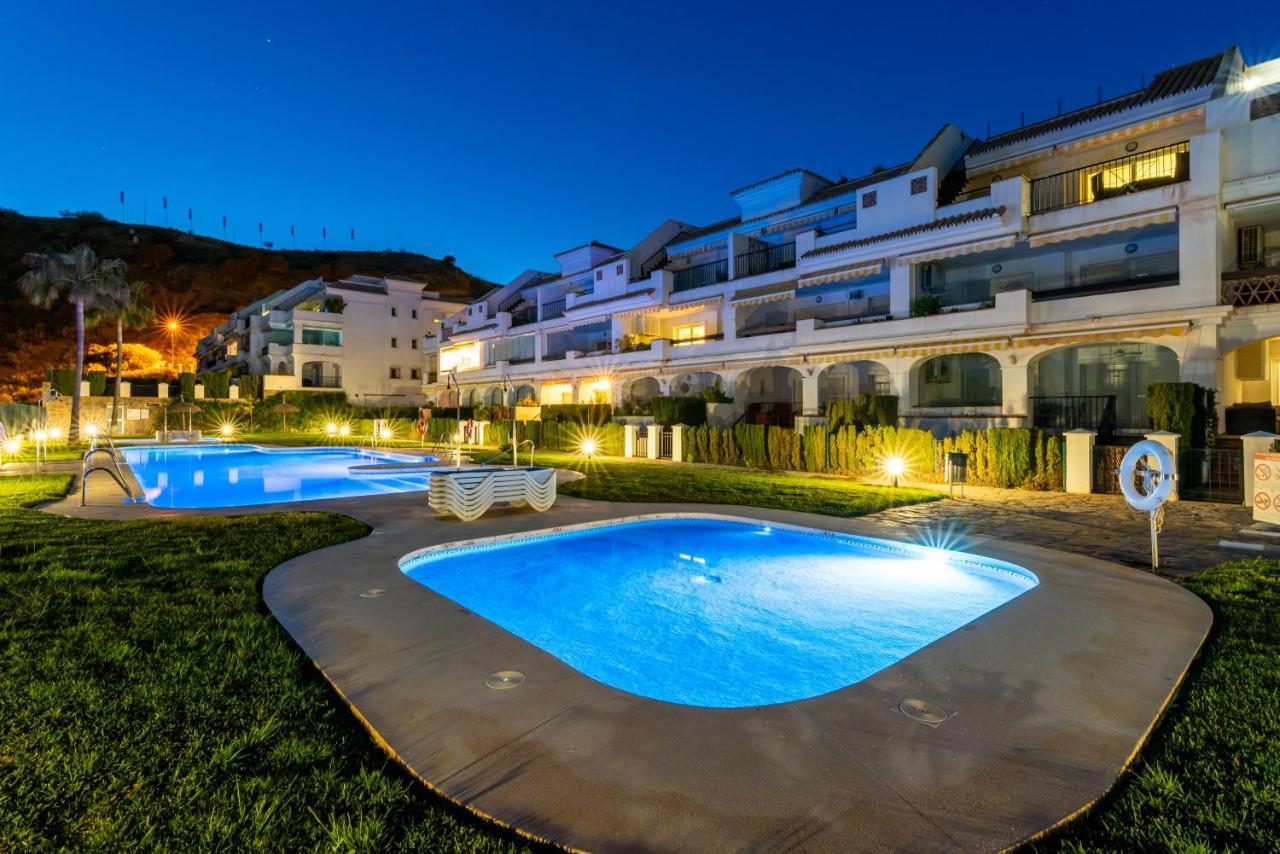 Neptuno Malaga Apartamento De Lujo รินกอนเดลาวิกตอเรีย ภายนอก รูปภาพ