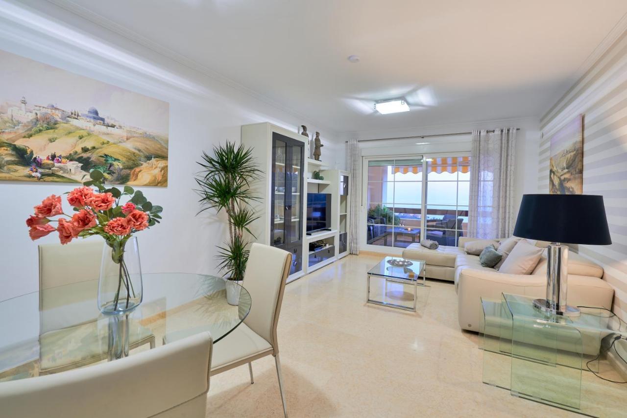 Neptuno Malaga Apartamento De Lujo รินกอนเดลาวิกตอเรีย ภายนอก รูปภาพ