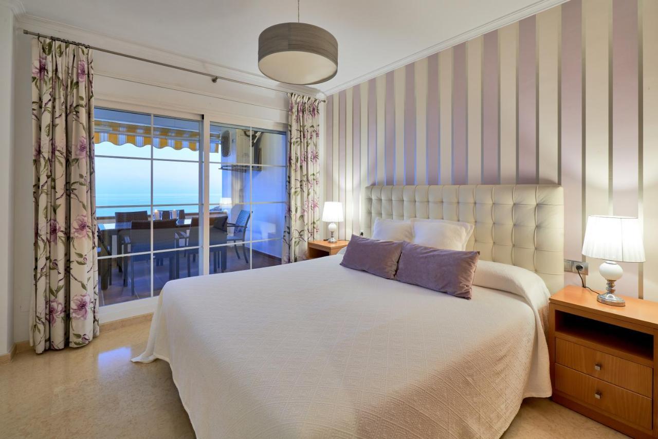 Neptuno Malaga Apartamento De Lujo รินกอนเดลาวิกตอเรีย ภายนอก รูปภาพ